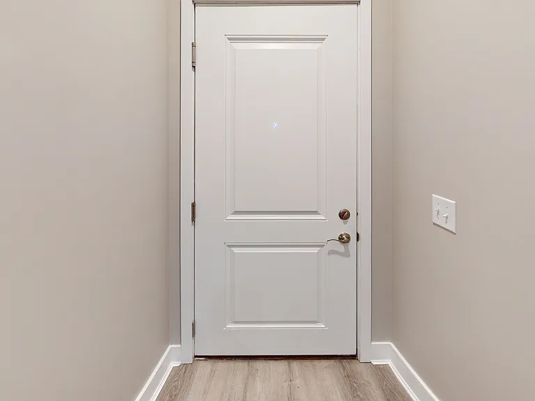 Alexander Pointe Apartments — Photo 20