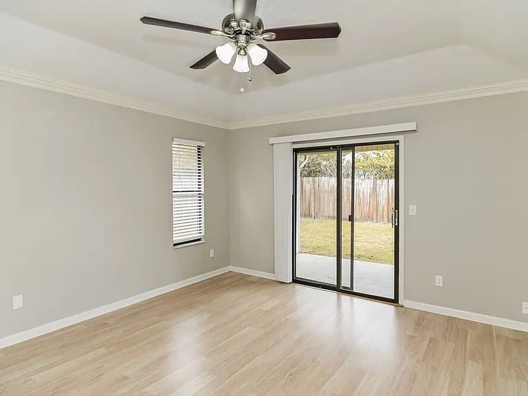 8255 Spencers Trace Dr — Photo 10