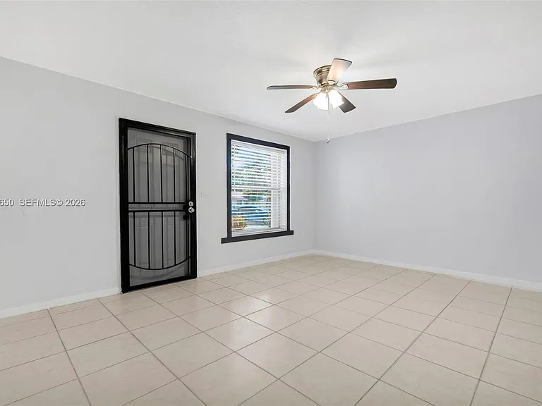 670 NE 130th St #670 — Photo 10
