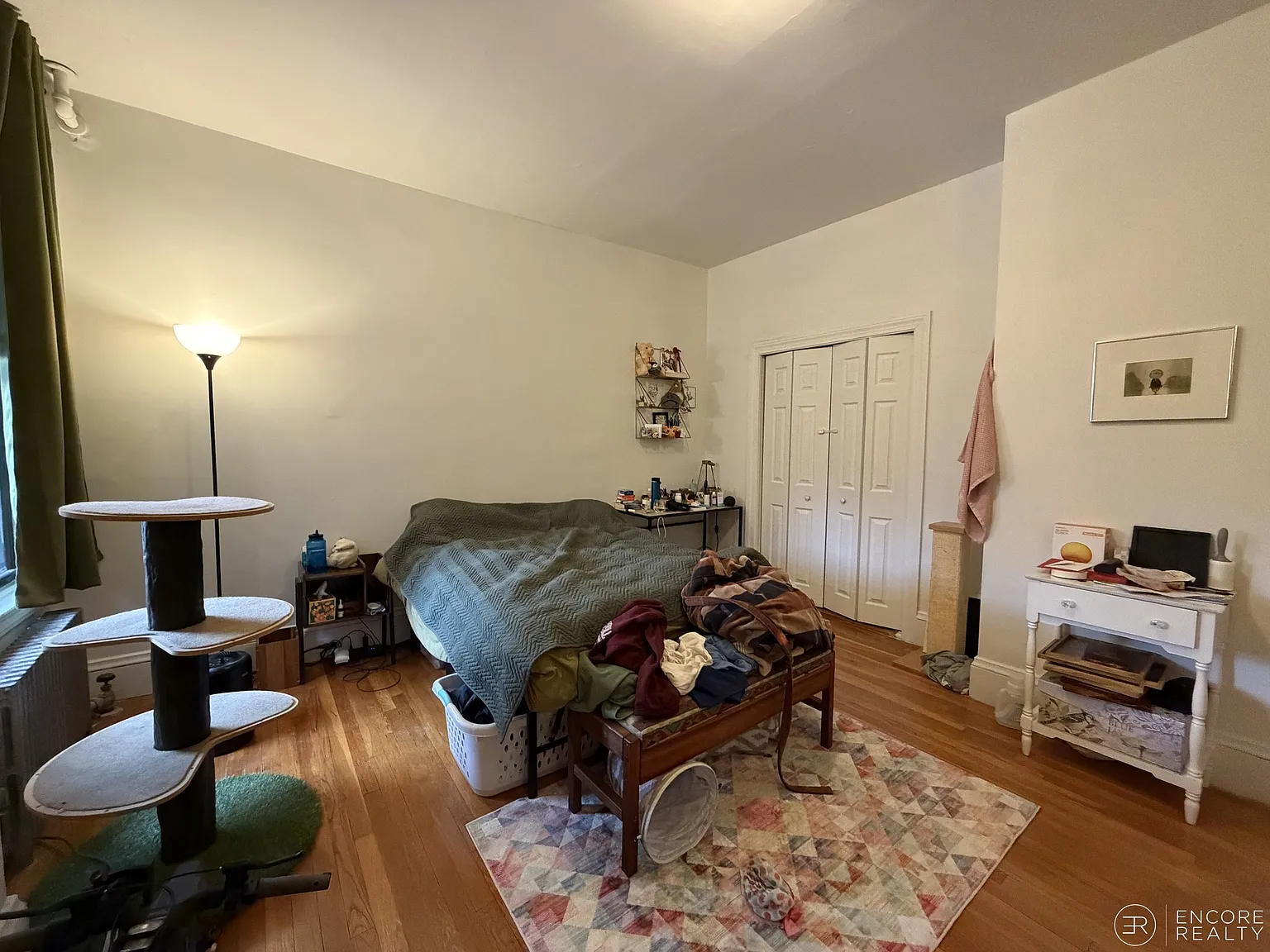 1 bed, 350 sqft, $3,300 — Photo 2