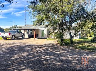 1550 W Road 10, Scott City, KS 67871
