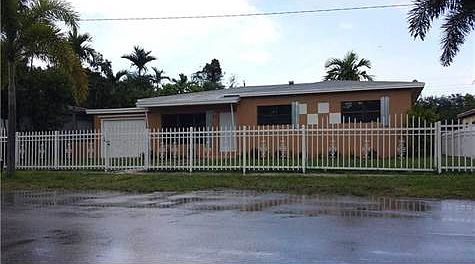 1st image of 1475 NE 136th St