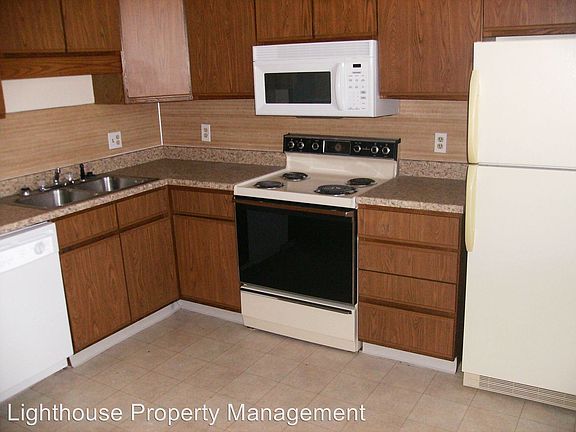 4th image of 2962 Vineland Ave SE