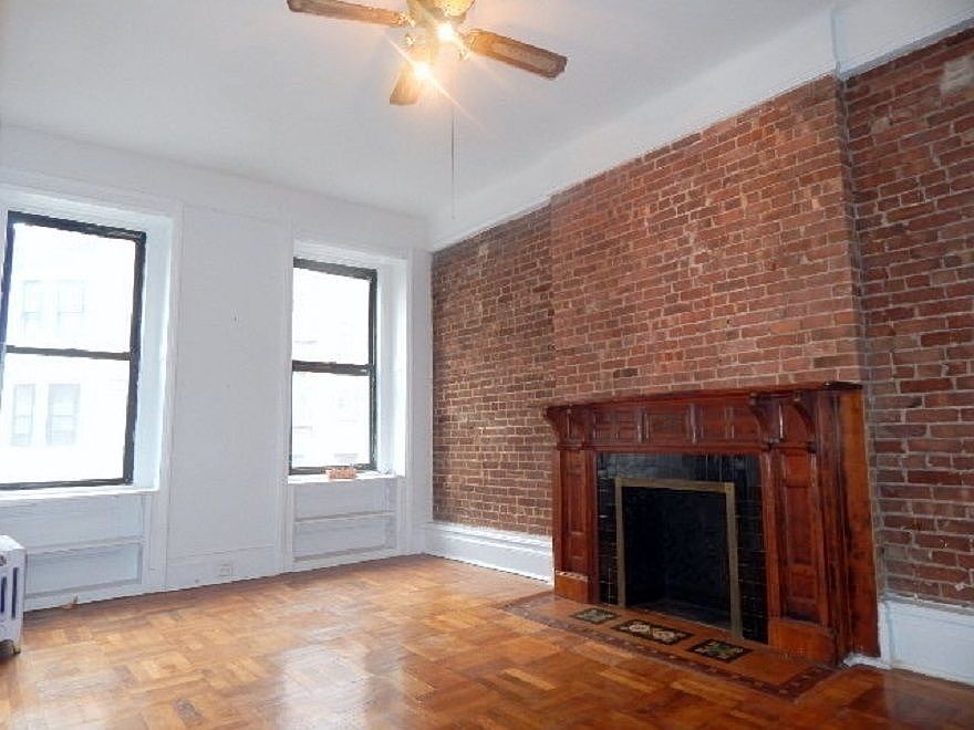 1st image of 61 W 82nd St #4