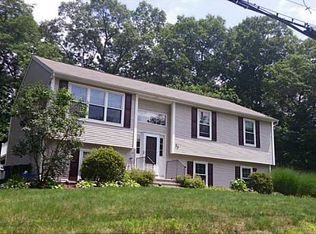 23 Alvero Rd, Coventry, RI 02816