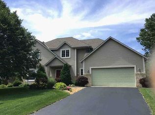 3715 Yellowstone Ln N, Plymouth, MN 55446