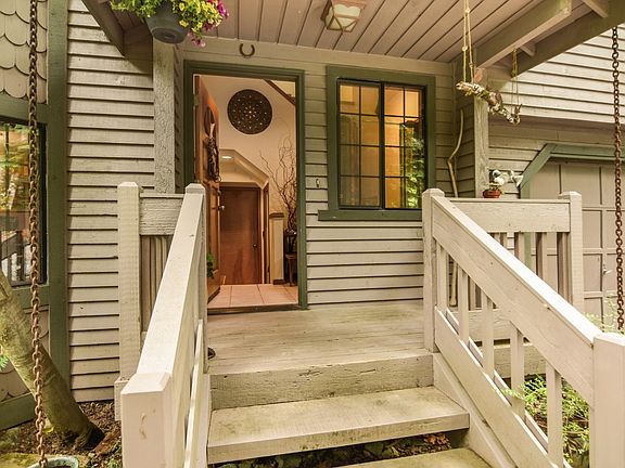 3rd image of 44420 SE 159th St