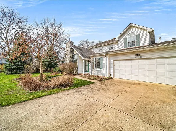 20493 Brookstone Trl, Middleburg Heights, OH 44130