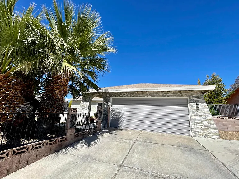 668 Otono Dr — Photo 35