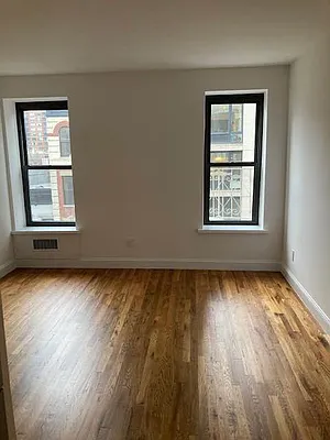 Rented by Bond New York | media 6