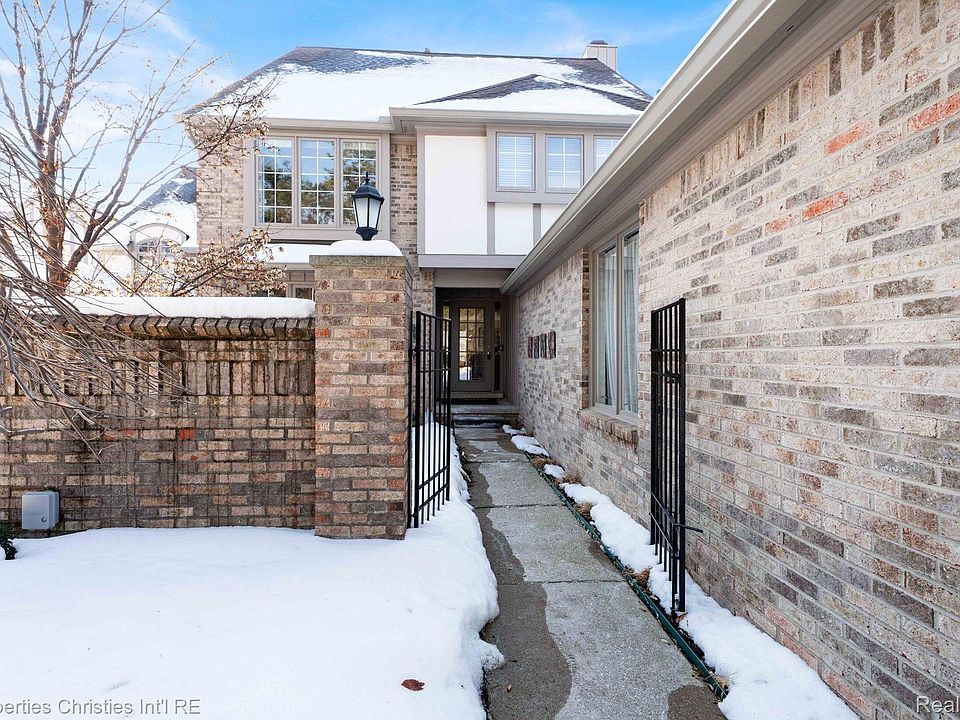 1st image of 22211 Village Pines Dr