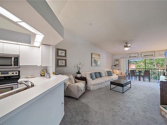 4th image of 821 Gulf Pavilion Dr #205
