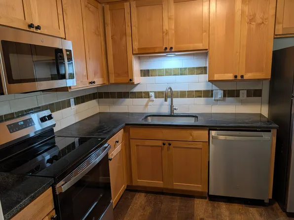 1408 N Dawn Dr #1408, Fayetteville, AR 72703