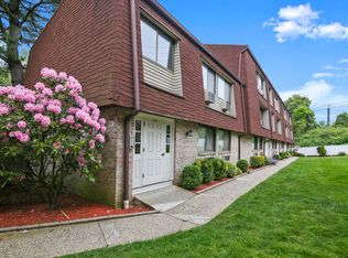 24 Radio Pl APT 20, Stamford, CT 06906