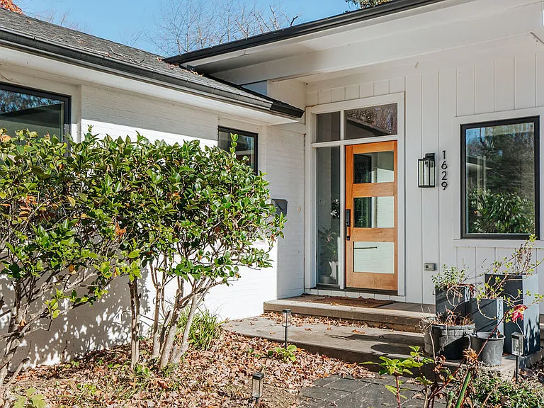 1629 Hardwood Ave — Photo 41