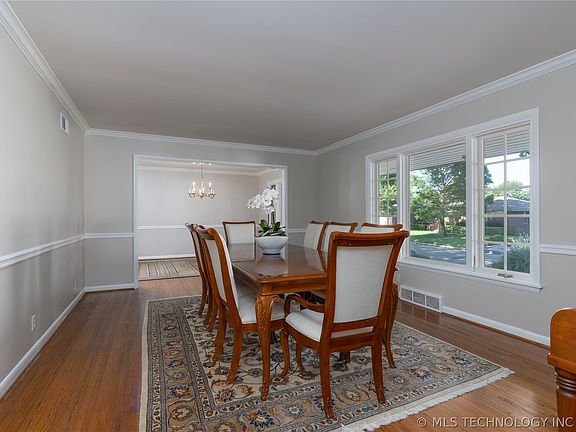 5th image of 3730 S Evanston Ave