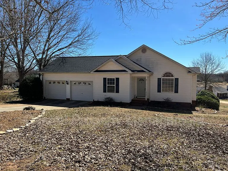 1014 Old Mill Rd — Photo 1