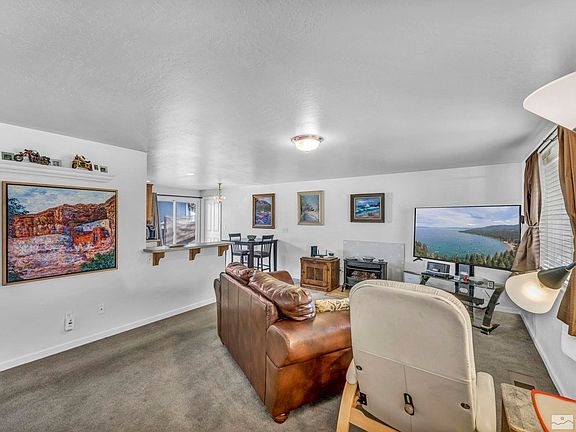 4th image of 1370 Toiyabe Ave