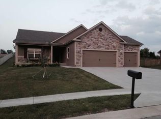 13325 N Bedford Falls Dr, Platte City, MO 64079