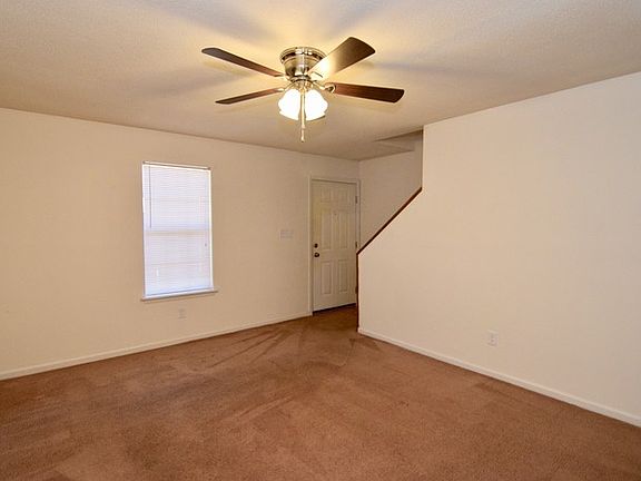 2nd image of 124 Chalet North Ct