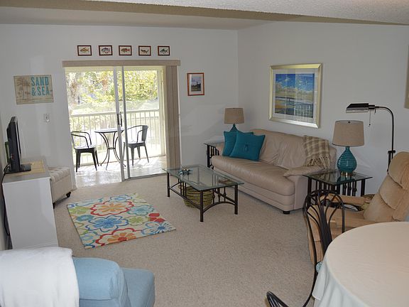 5th image of 18081 SE Country Club Drive #47
