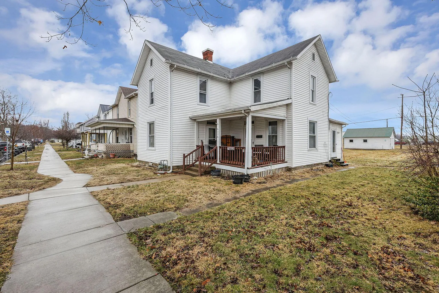 336 Fort St photo 1