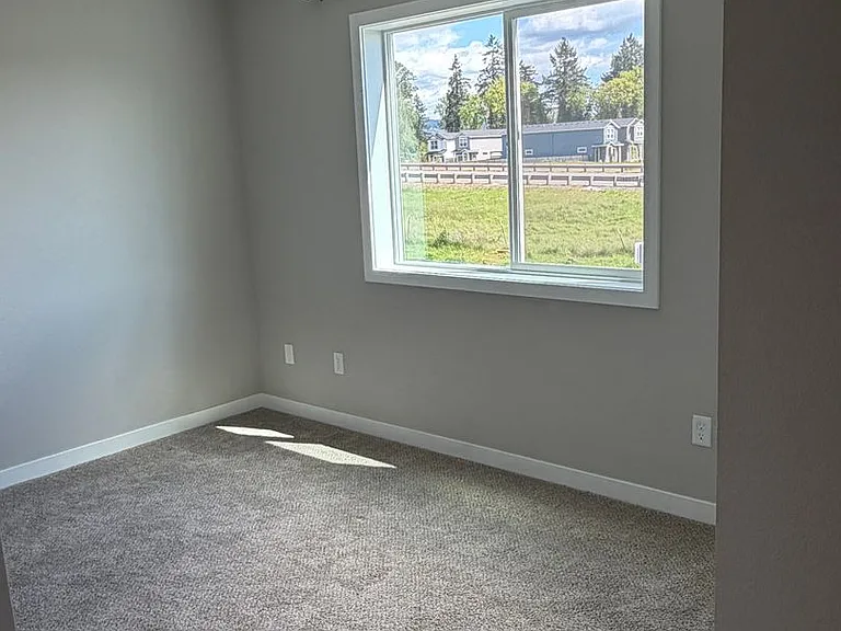 332 E Wayno Way — Photo 20