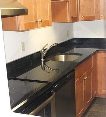 3rd image of 80 Fountain Ln APT 2