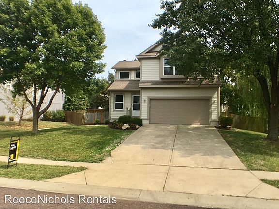 2nd image of 15501 Foster St