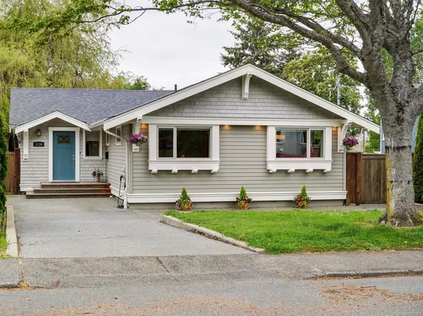 3130 Somerset St, Victoria, BC V8X 1C7
