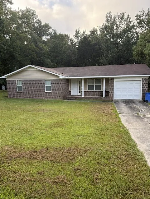 1003 Clearmont Dr
