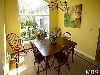 3rd image of 35 Holland Ave
