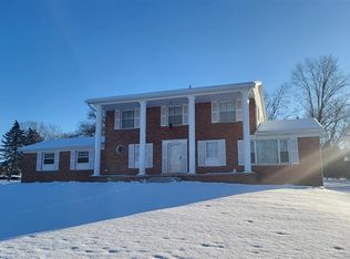 12128 Francesca Dr, Grand Blanc, MI 48439