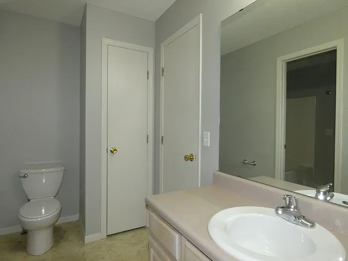 10632 N Locust Ct — Photo 11