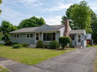 37 Crestlan Cir, Worcester, MA 01604