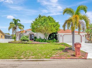 818 Birdie Way, Apollo Beach, FL 33572