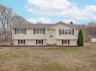 132 Tripp Rd, Ellington, CT 06029