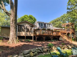 2140 SE Browns Woods Rdg, West Des Moines, IA 50265