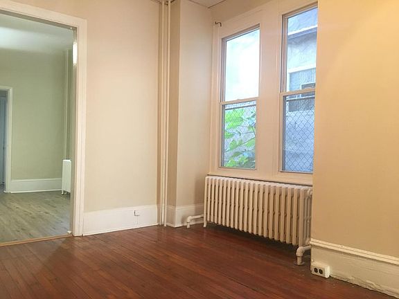 2nd image of 1518 S 10th St Unit 1