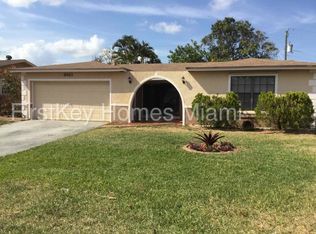 8801 N Bermuda Dr, Hollywood, FL 33025