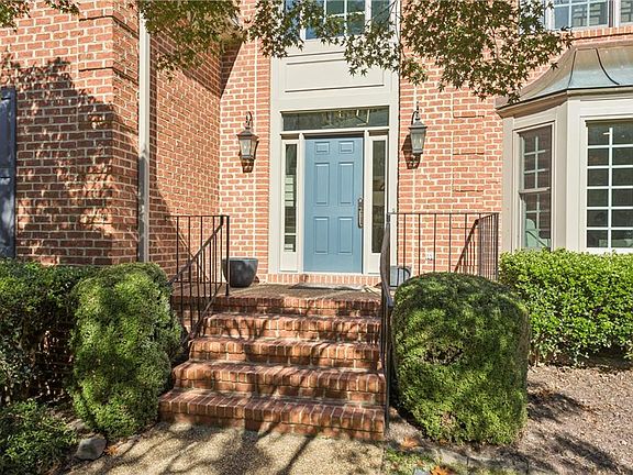 3rd image of 178 Devon Rd