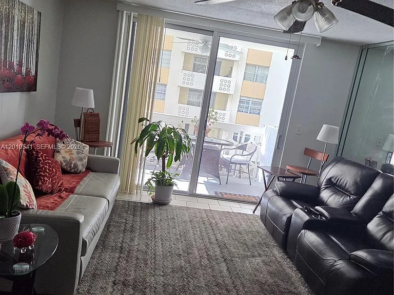 1817 S Ocean Dr #325 — Photo 14