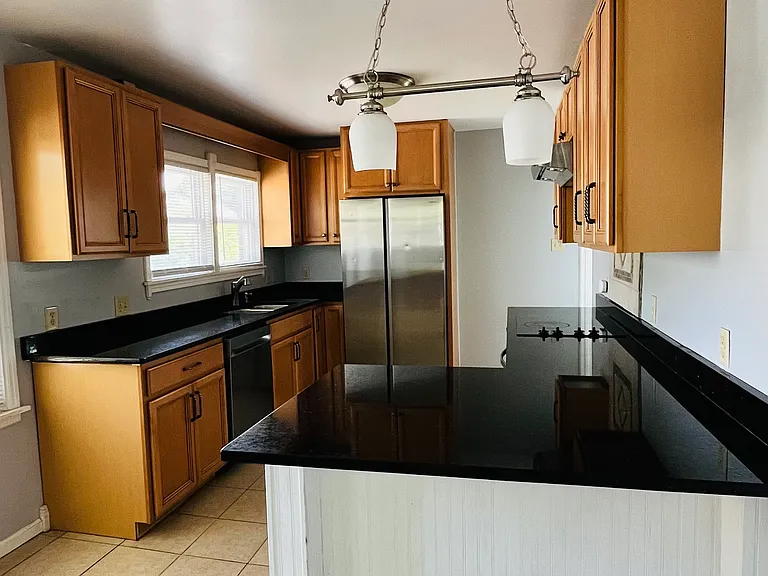 801 Berkley Rd — Photo 23