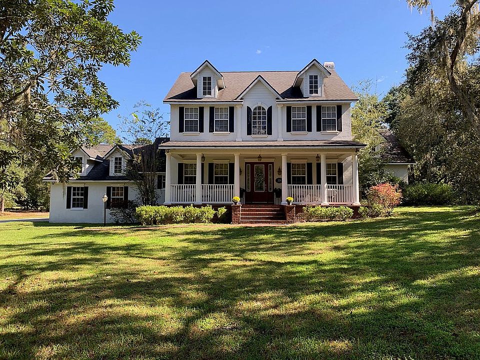 1st image of 329 Wood St