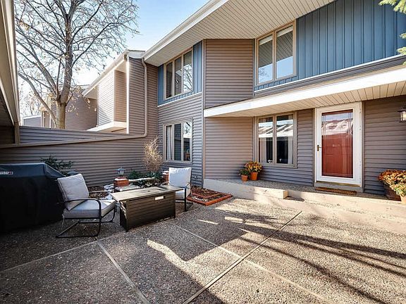 2nd image of 540 Woodhill Dr APT 68