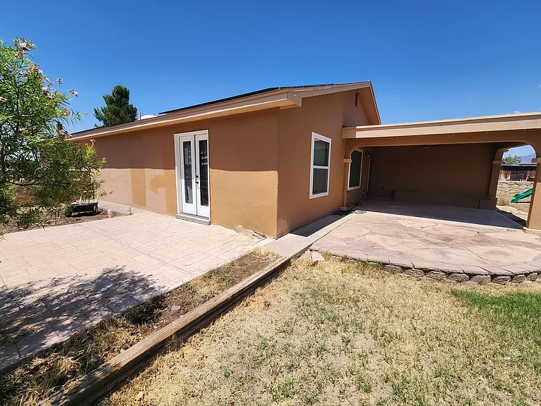 1535 Vajillo Ln — Photo 37