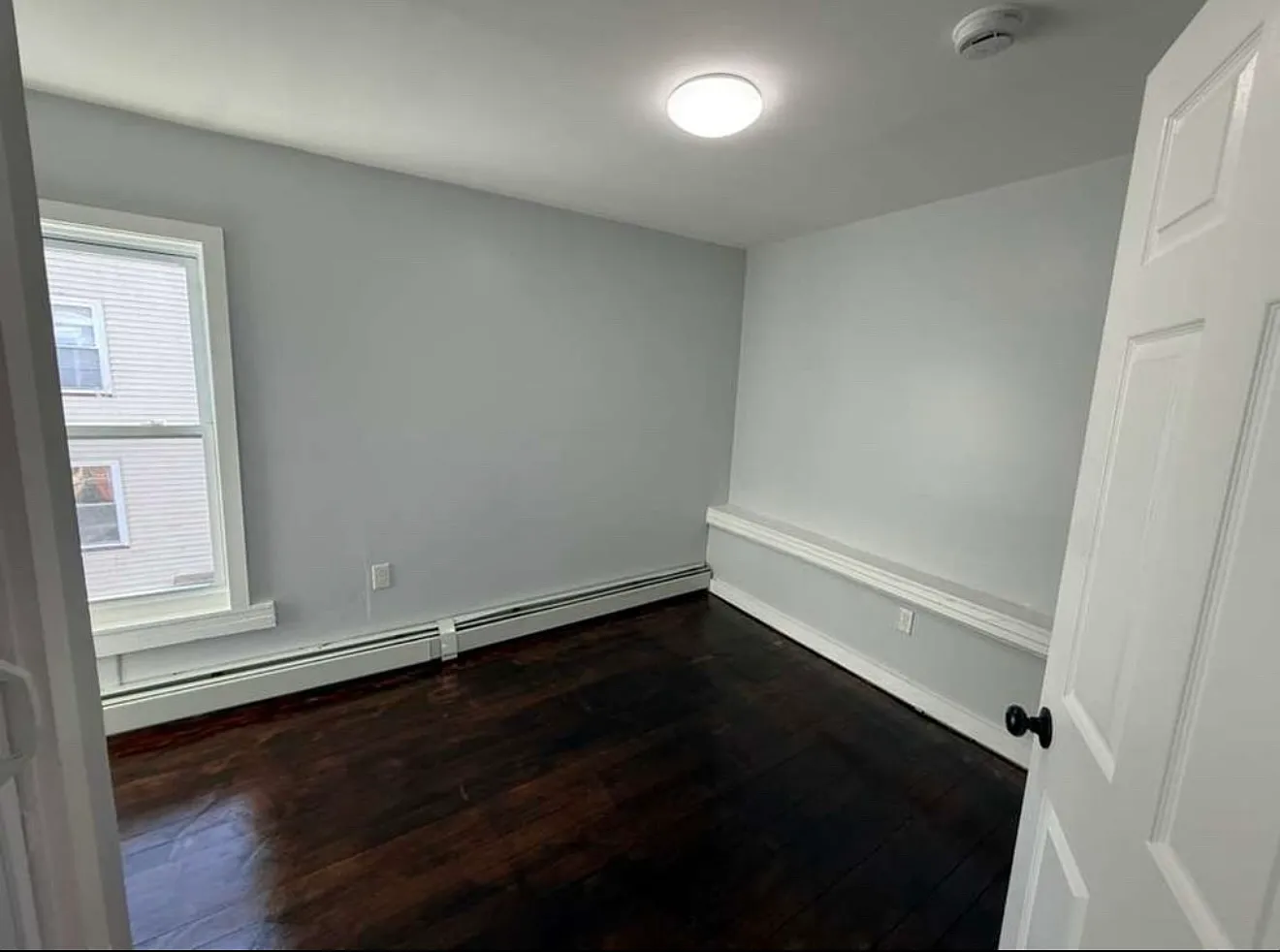 2 bed, $1,400 — Photo 4