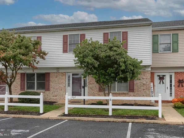 1909 Carlton Ct, Lebanon, PA 17042