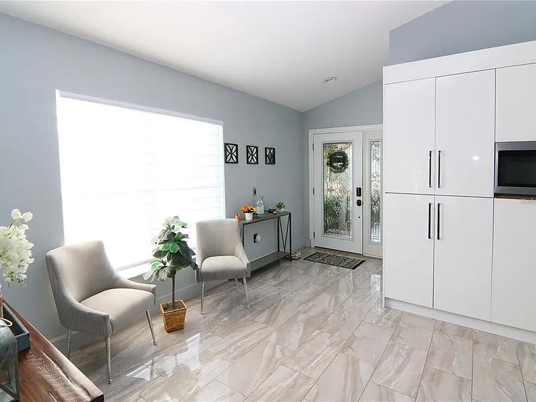1470 Wedge Way — Photo 6