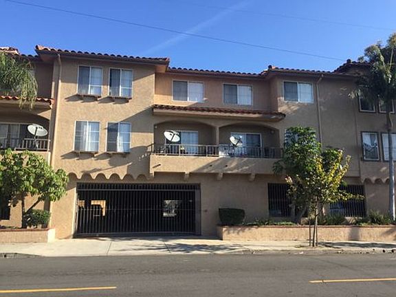 2nd image of 498 W 13th St #206